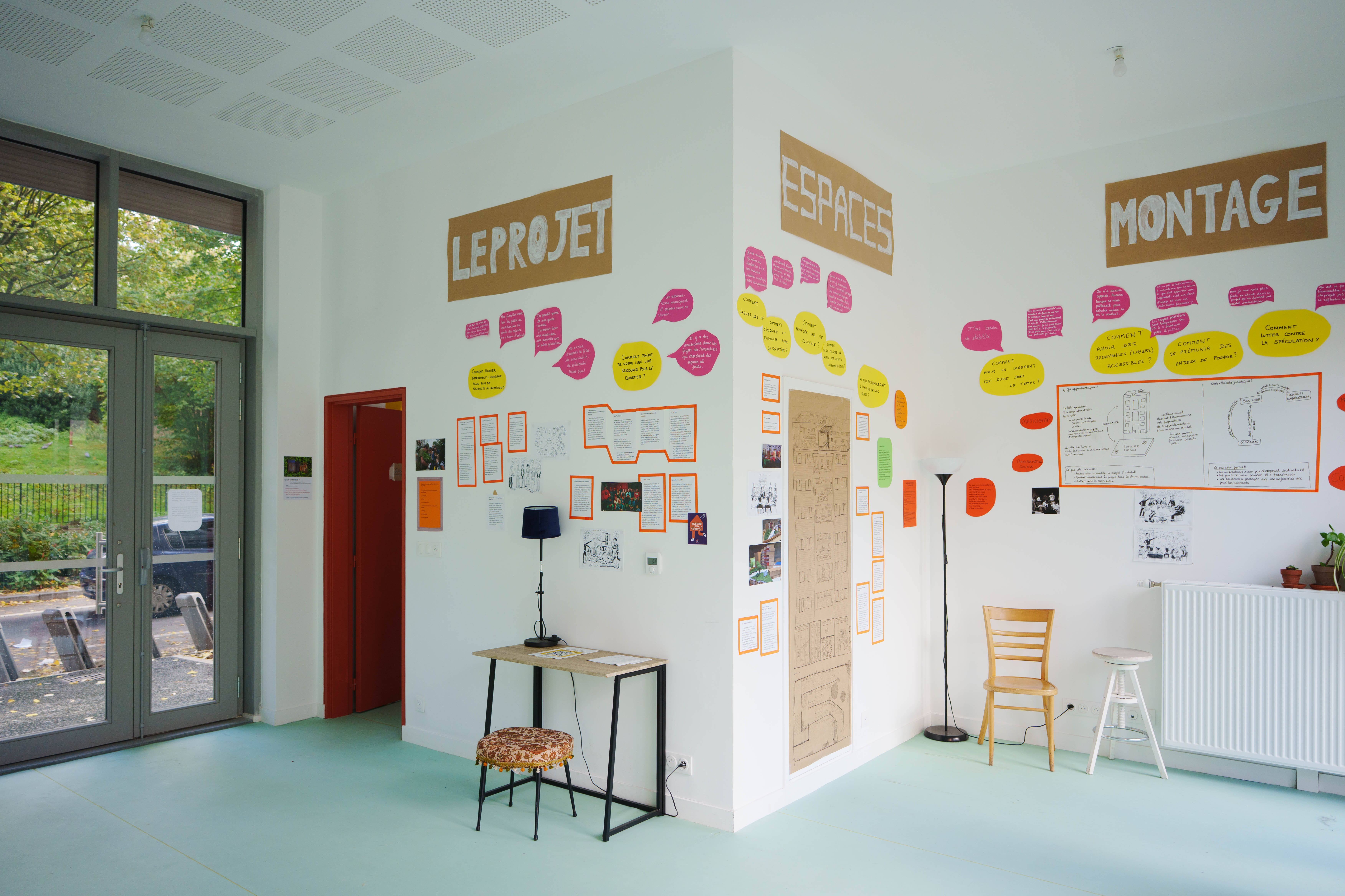 La Pastèque — salle commune, exposition des Portes ouvertes d'UTOP